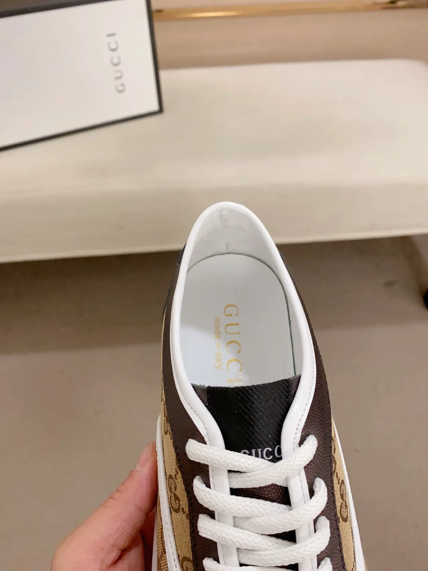 Men's clothing and shoes💰:400💰 (GUCCI) The latest model from the official website 🎁🎁Casual and fashionable men's shoes👟, hot style 💥The version is simple and elegant, exclusive for trendy men. Unique official website latest brand elements 👑Gucci original decoration, fashionable and generous, the fabric is original cowhide ✅sheepskin lining, the official website specifies wear-resistant casual outsole, the classic model is taken in kind at the counter🎬38-44 (45 is not returned or exchanged)